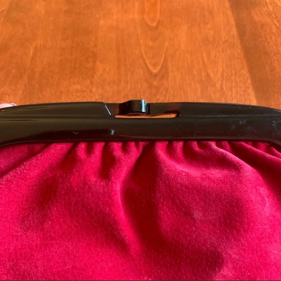 Italian Suede Clutch. Maroon.
Bakelite Closure - Picture 2 of 7